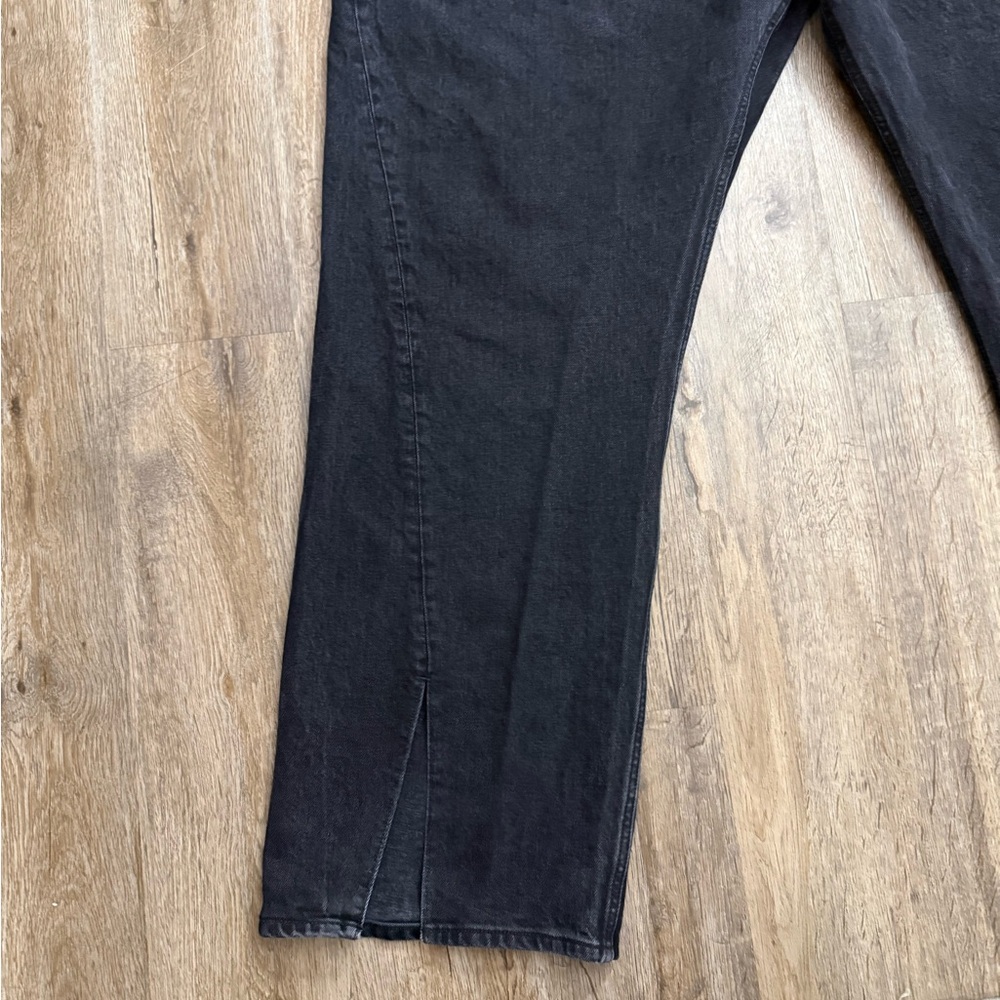 Abercrombie & Fitch Black High-Rise Straight Jeans with Front Slits Long Inseam - Picture 4 of 12